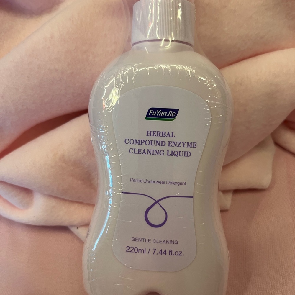 Herbal Compound Enzyme Cleaning Liquid